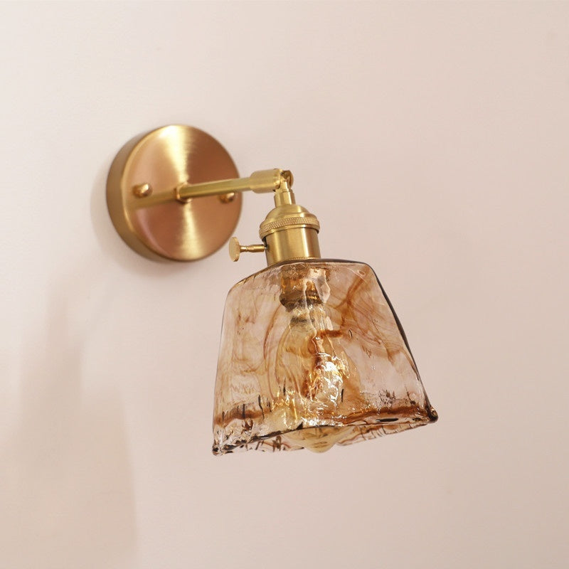 Vintage-inspired antique brass wall fixture with sleek Nordic design