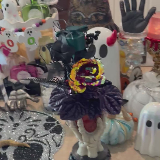 Solar powered outdoor bat decorations